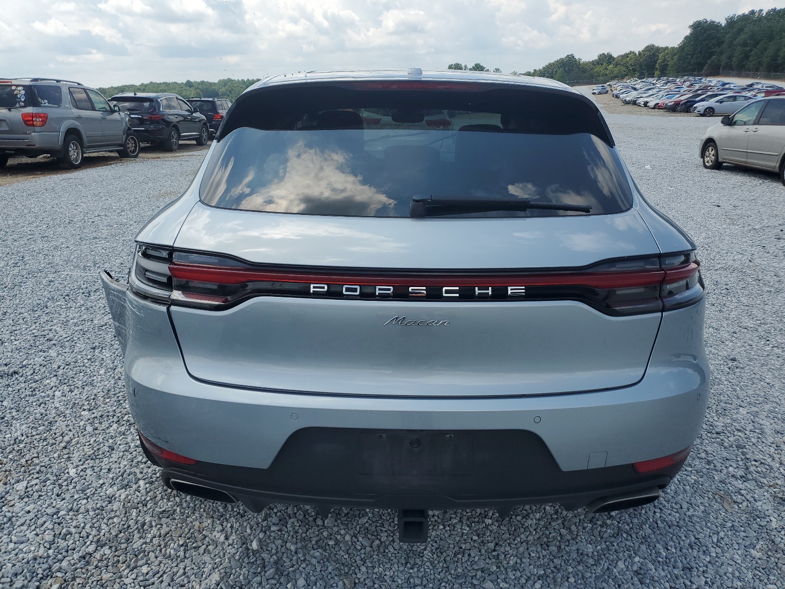 WP1AA2A55LLB12642 2020 Porsche Macan