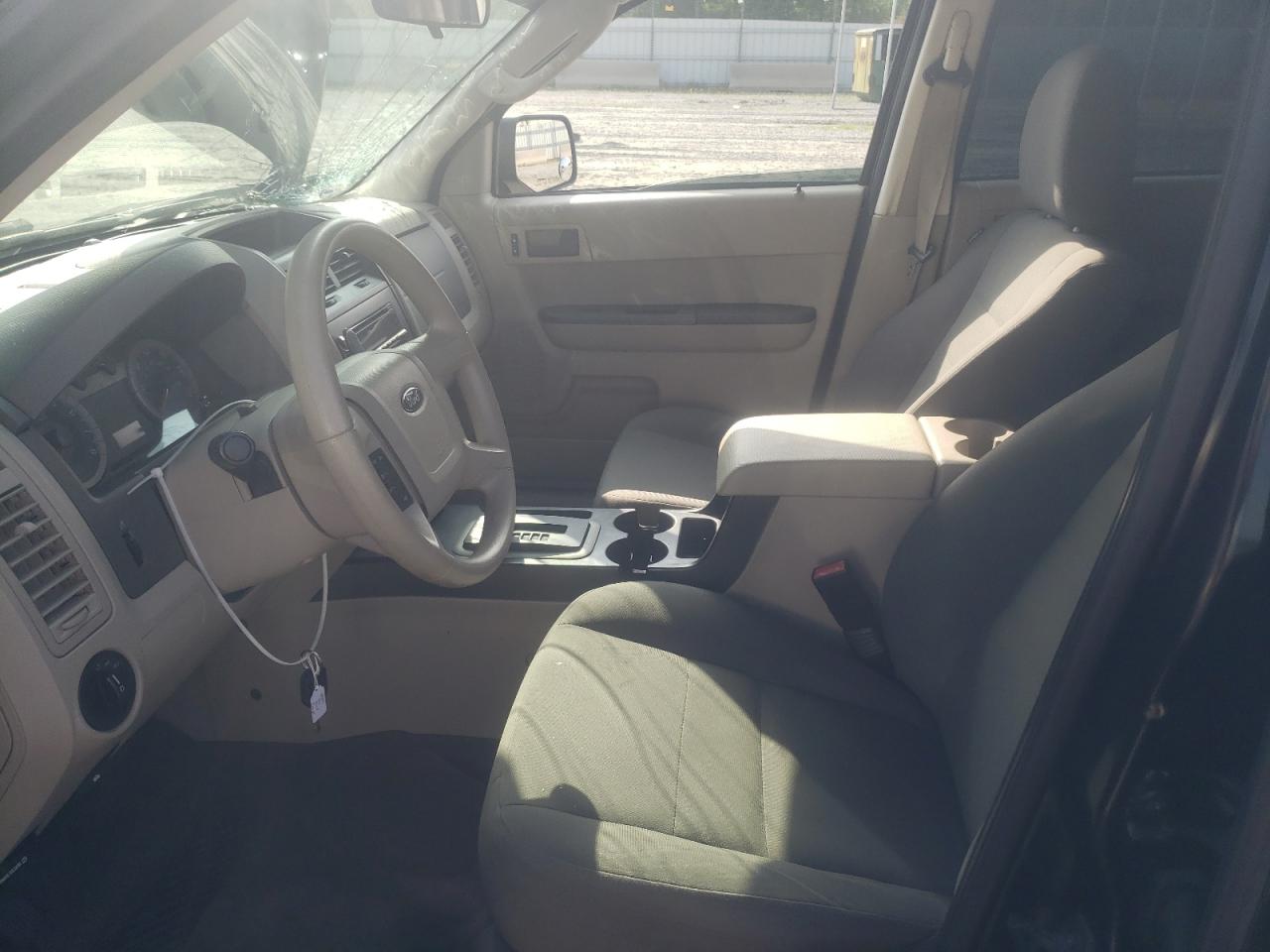 2009 Ford Escape Xls VIN: 1FMCU02799KC30743 Lot: 61852044