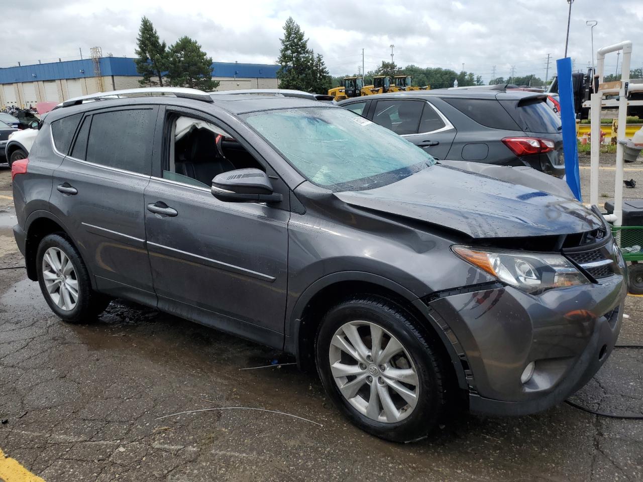 VIN 2T3YFREV0FW158367 2015 TOYOTA RAV4 no.4