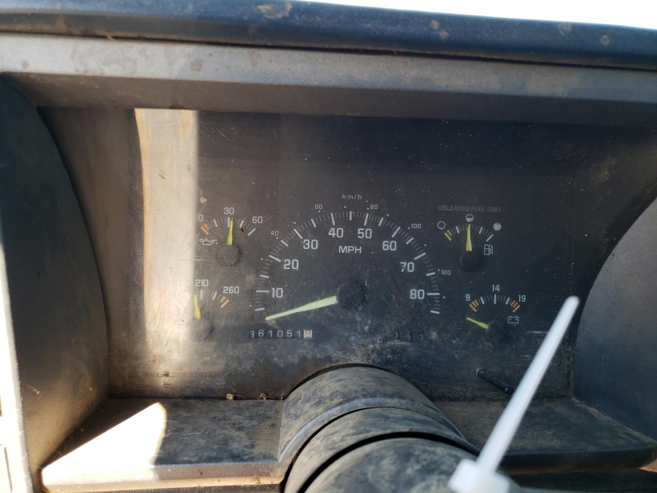 1993 Chevrolet Gmt-400 K1500 VIN: 2GCEK19Z6P1228297 Lot: 61751334