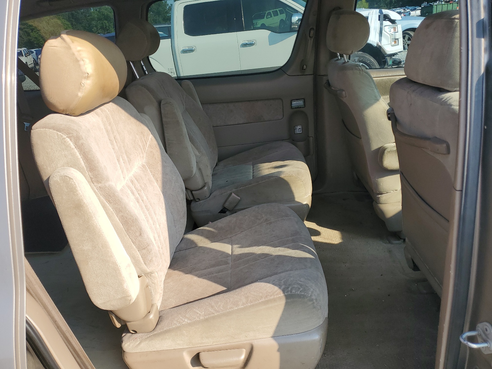 4T3ZF13C2WU012740 1998 Toyota Sienna Le