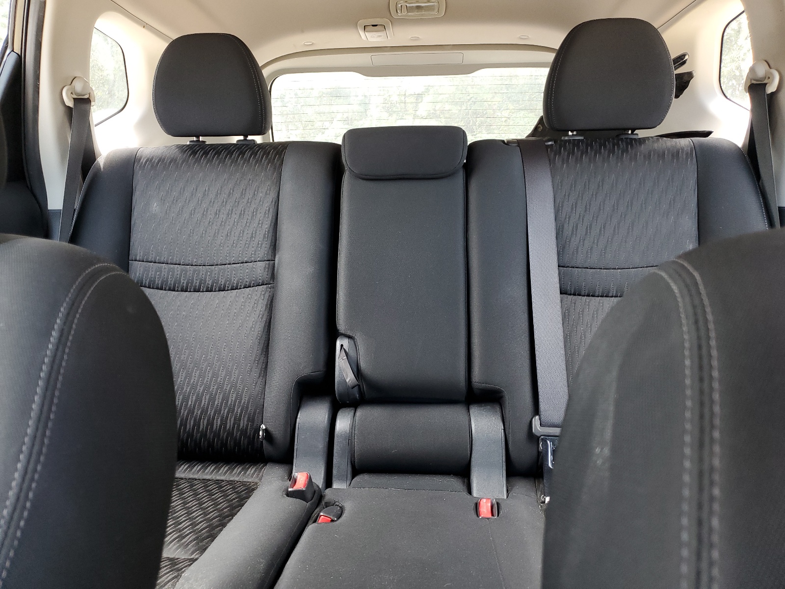 KNMAT2MTXJP550987 2018 Nissan Rogue S