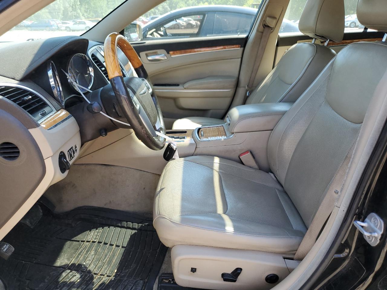 2013 Chrysler 300C VIN: 2C3CCAKT6DH541528 Lot: 63314234