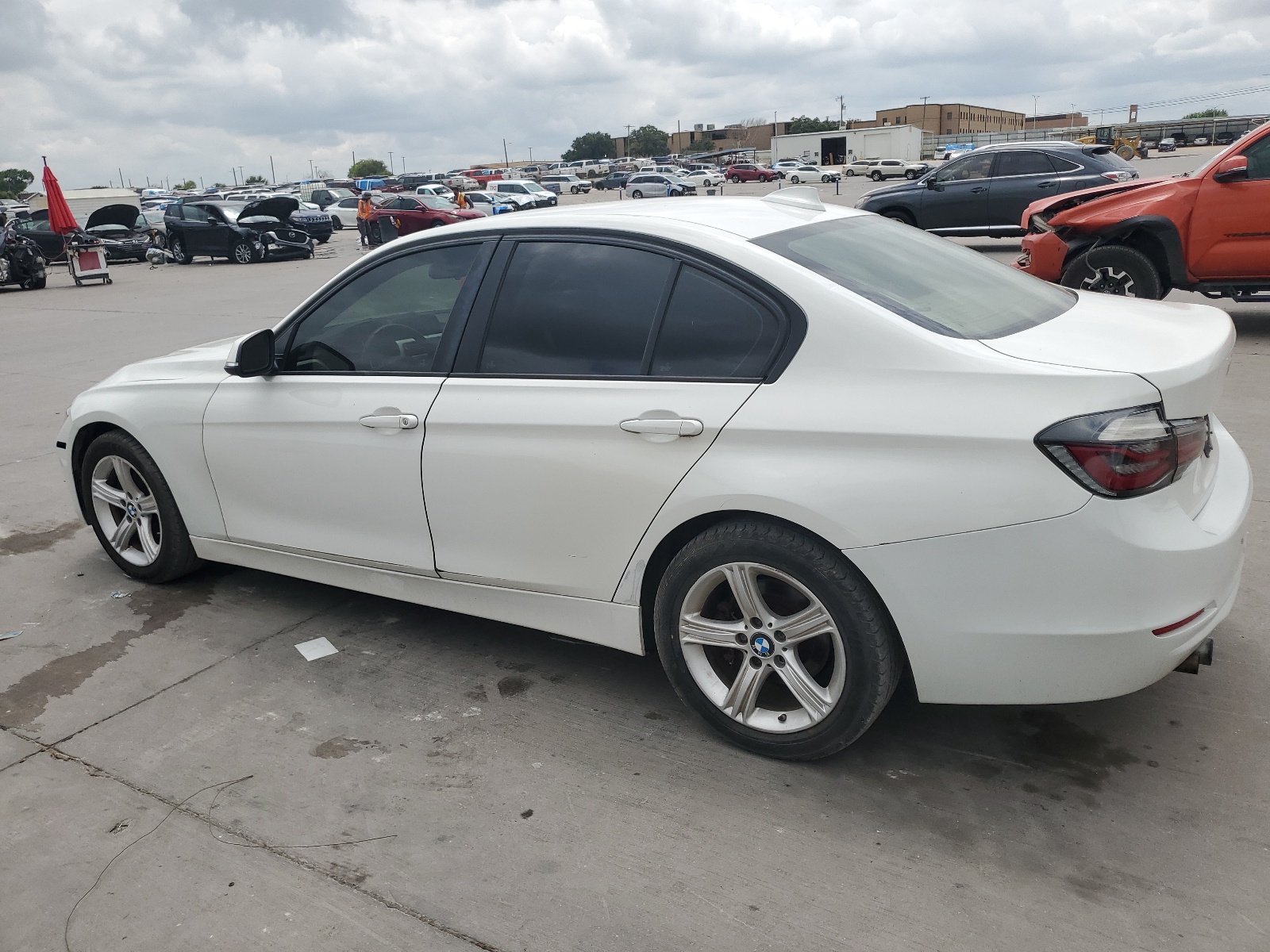 2013 BMW 328 I Sulev vin: WBA3C1G51DNN93658