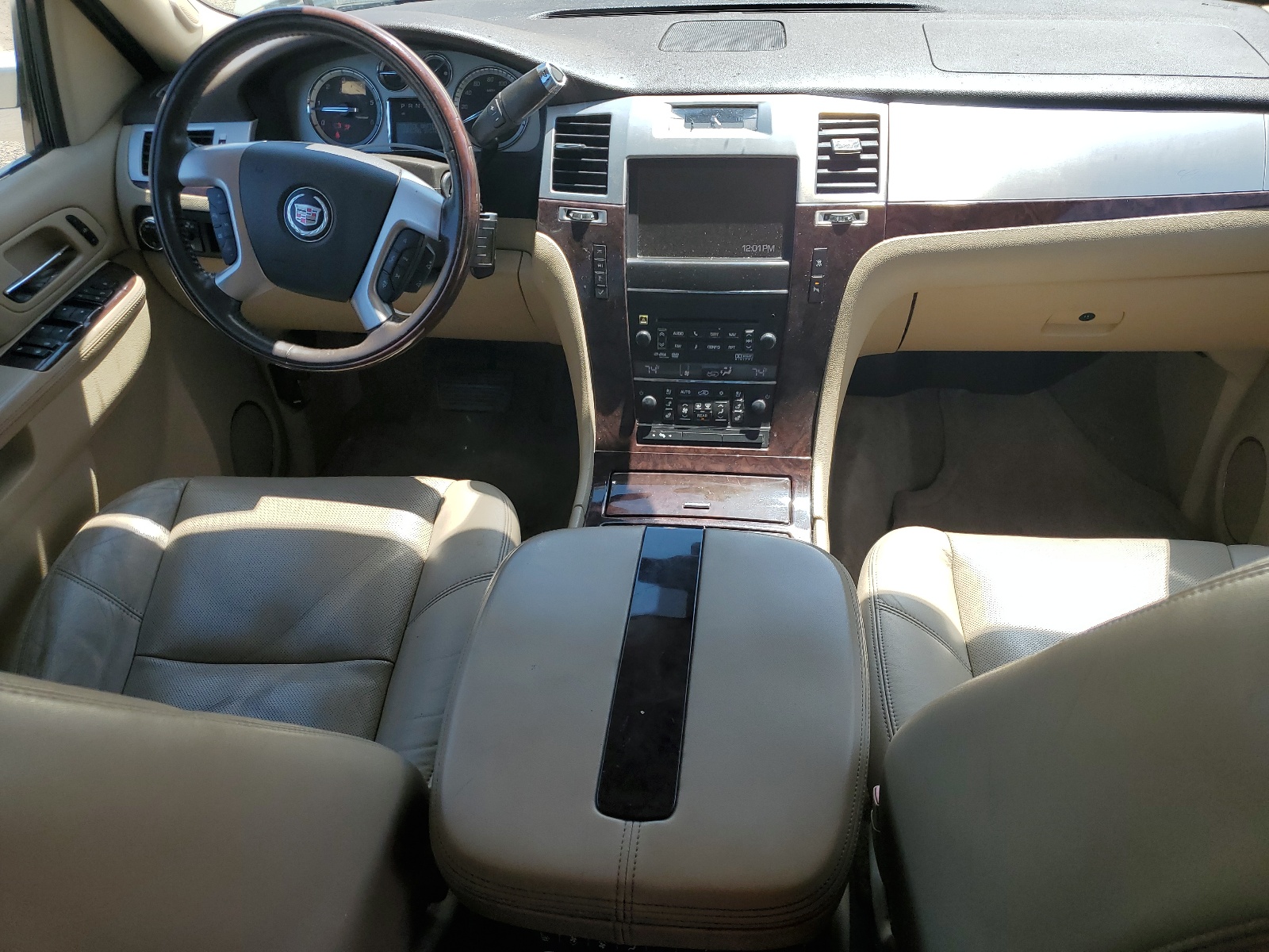 1GYS4BEF1BR333063 2011 Cadillac Escalade Luxury