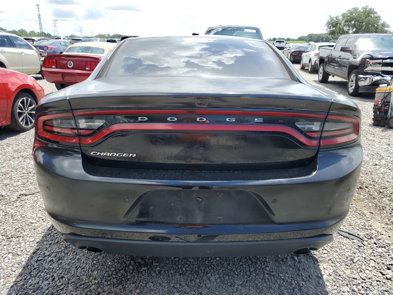 2019 Dodge Charger Police vin: 2C3CDXAT4KH703543