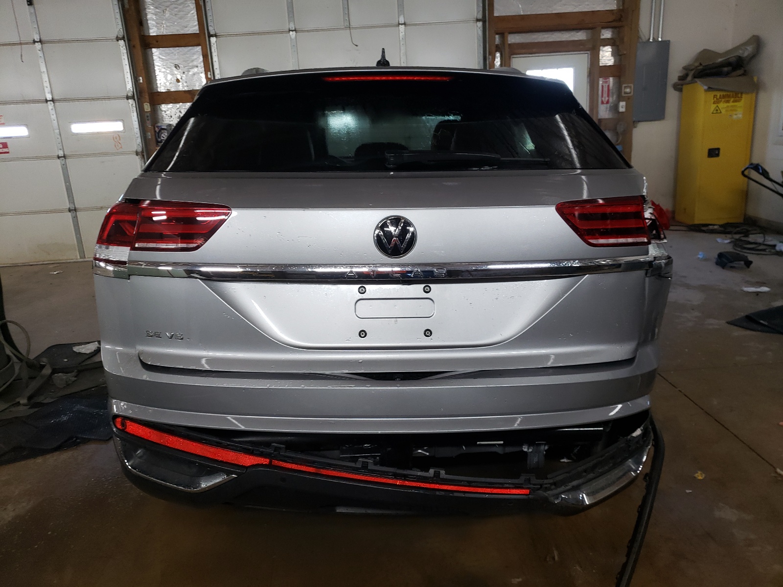 2022 Volkswagen Atlas Cross Sport Se vin: 1V2JE2CA8NC231089