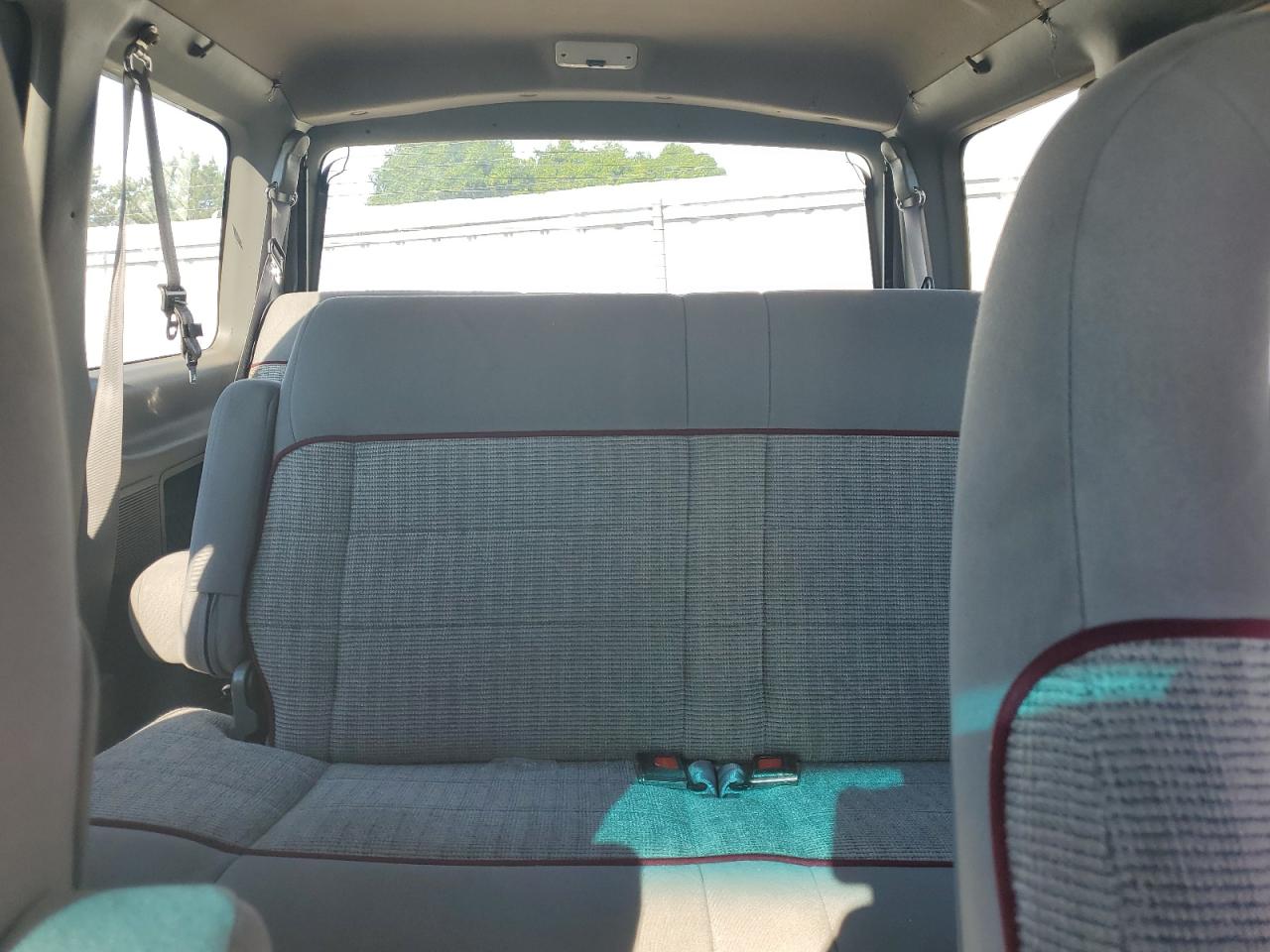 1996 Ford Aerostar VIN: 1FMDA11U5TZB42717 Lot: 61195004