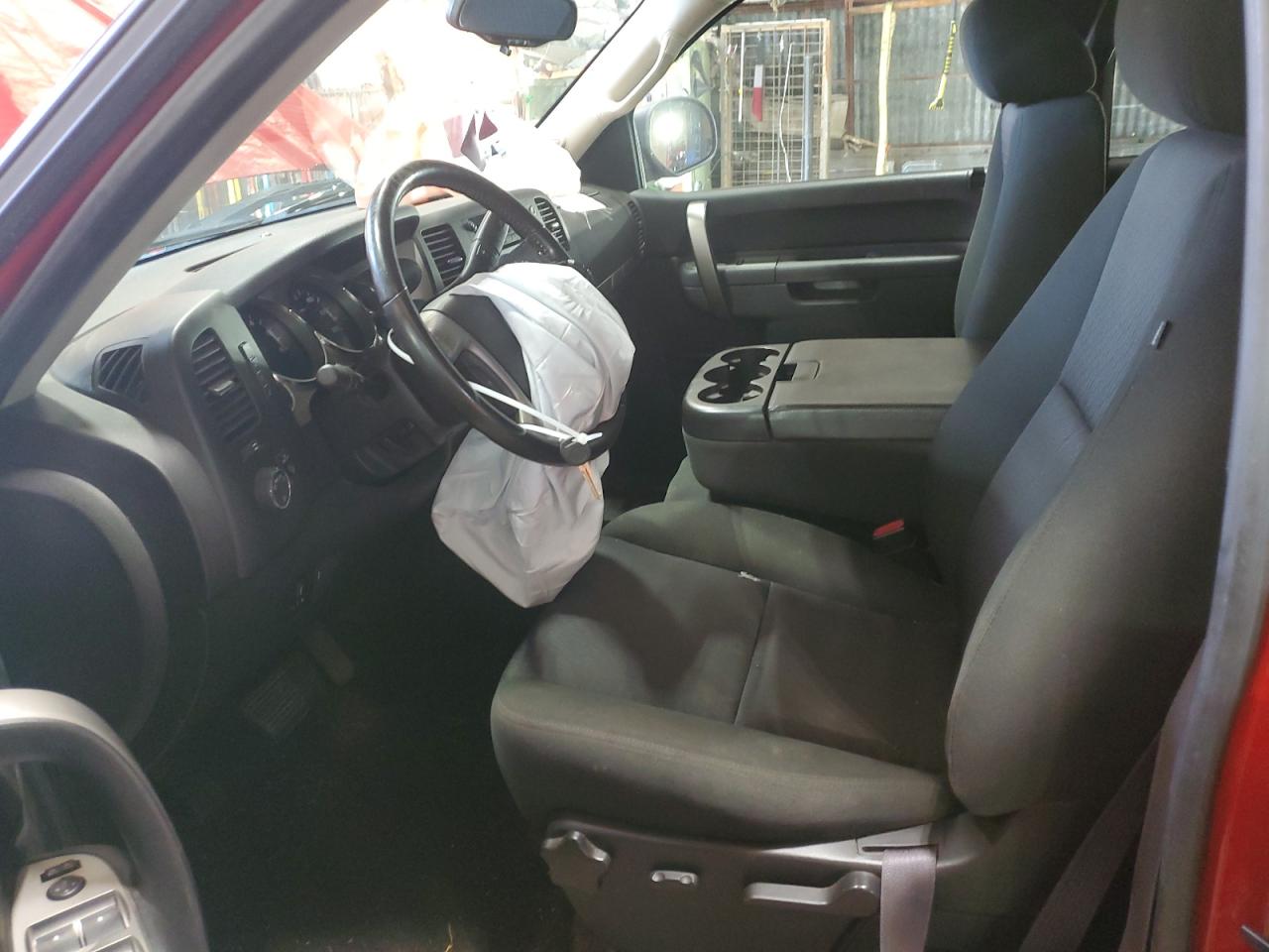 2011 Chevrolet Silverado K1500 Lt VIN: 1GCRKSE3XBZ453315 Lot: 63357464