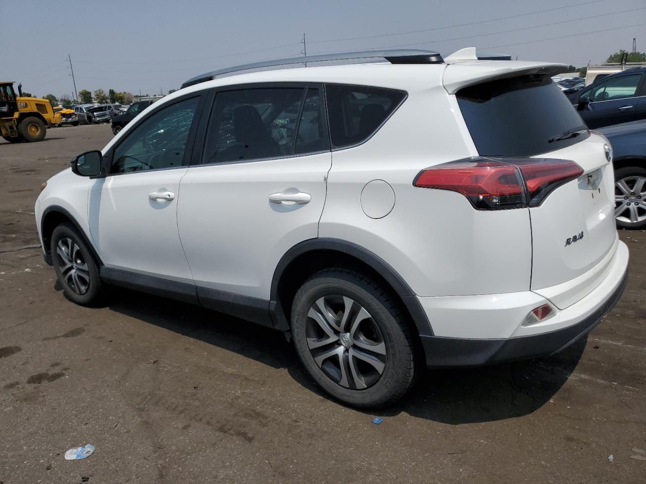 2T3BFREVXHW603917 2017 TOYOTA RAV 4 - Image 2