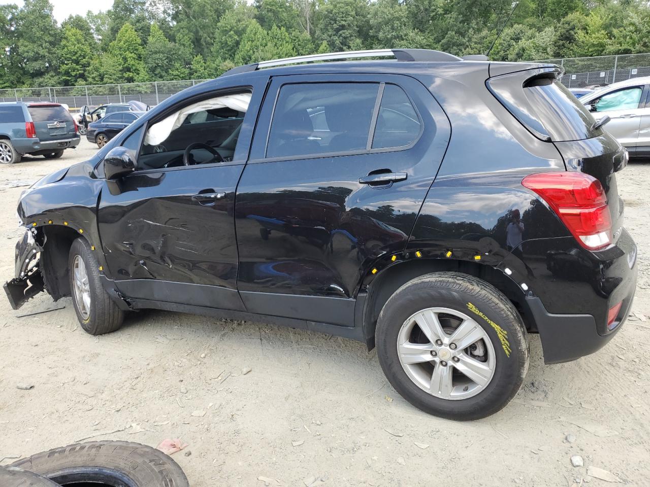 KL7CJPSM0MB362159 Chevrolet Trax 1LT 2