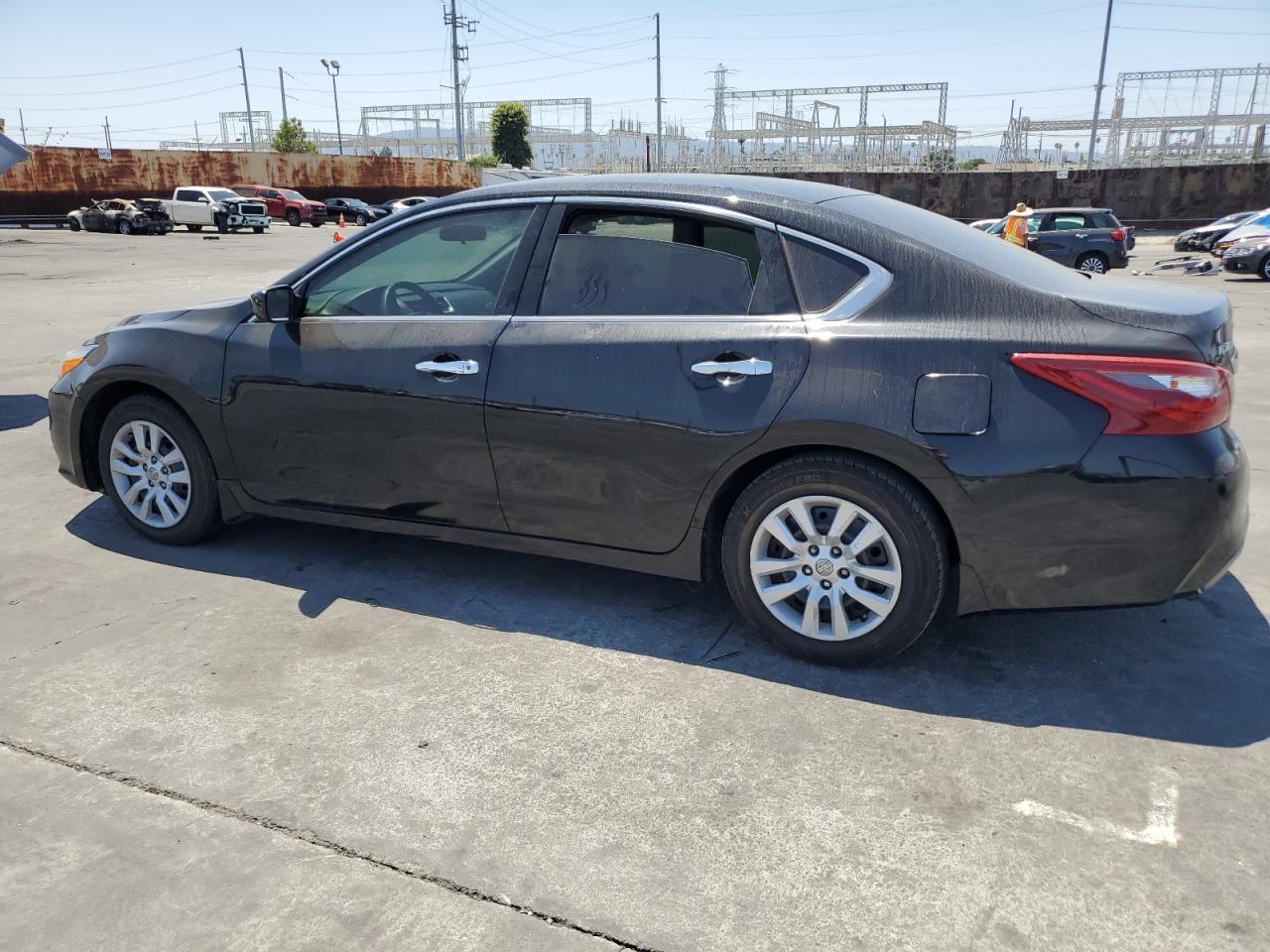 1N4AL3AP4JC280309 2018 NISSAN ALTIMA - Image 2