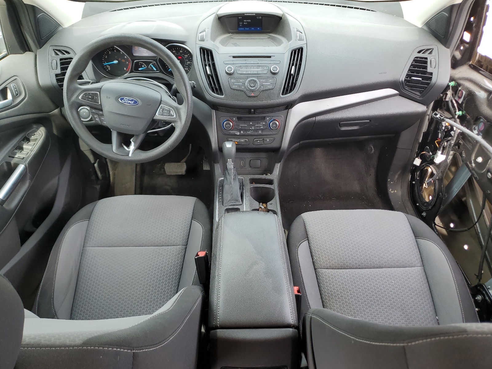 1FMCU0G9XHUB67536 2017 Ford Escape Se