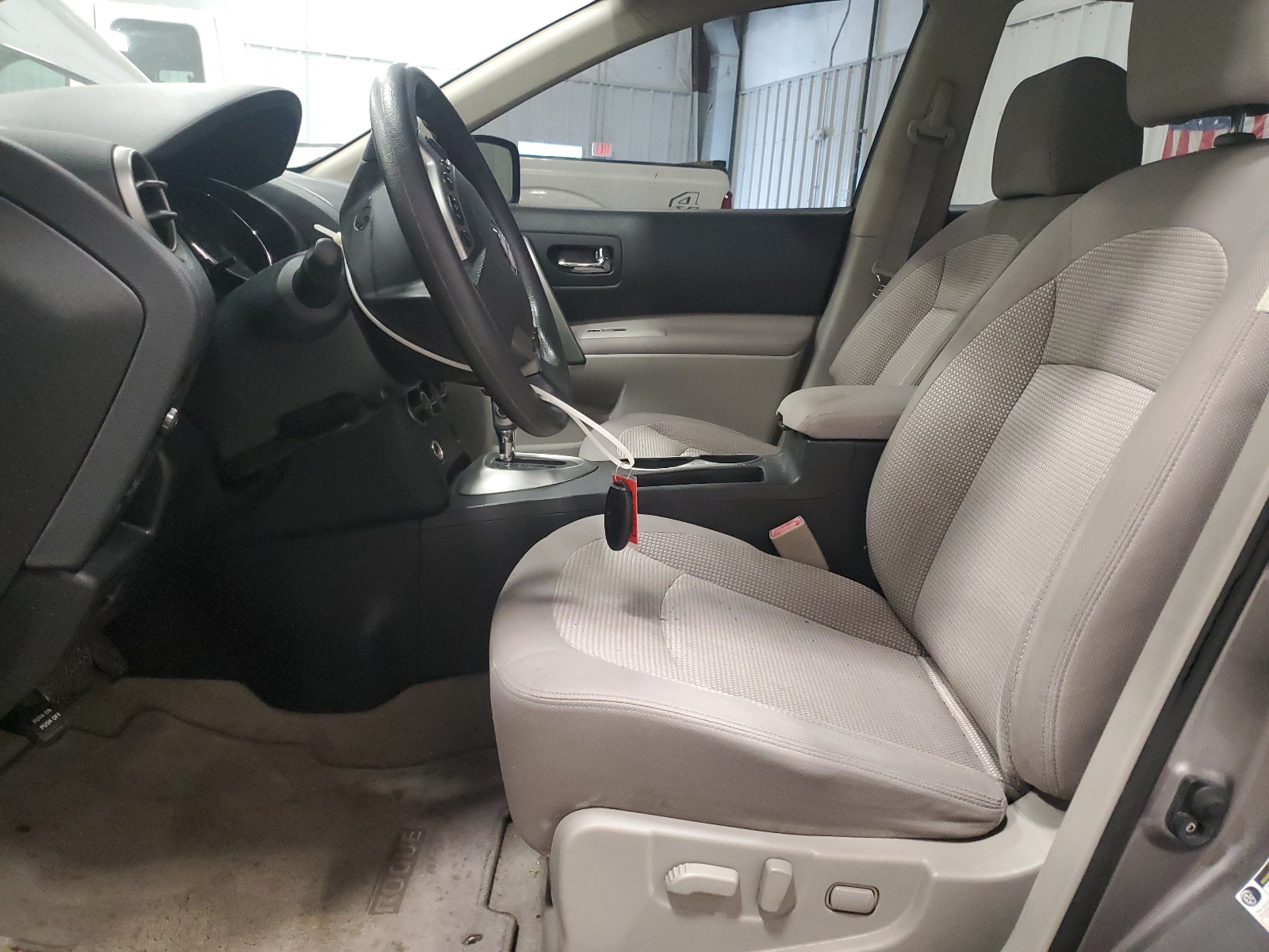 JN8AS5MV7BW284572 2011 Nissan Rogue S