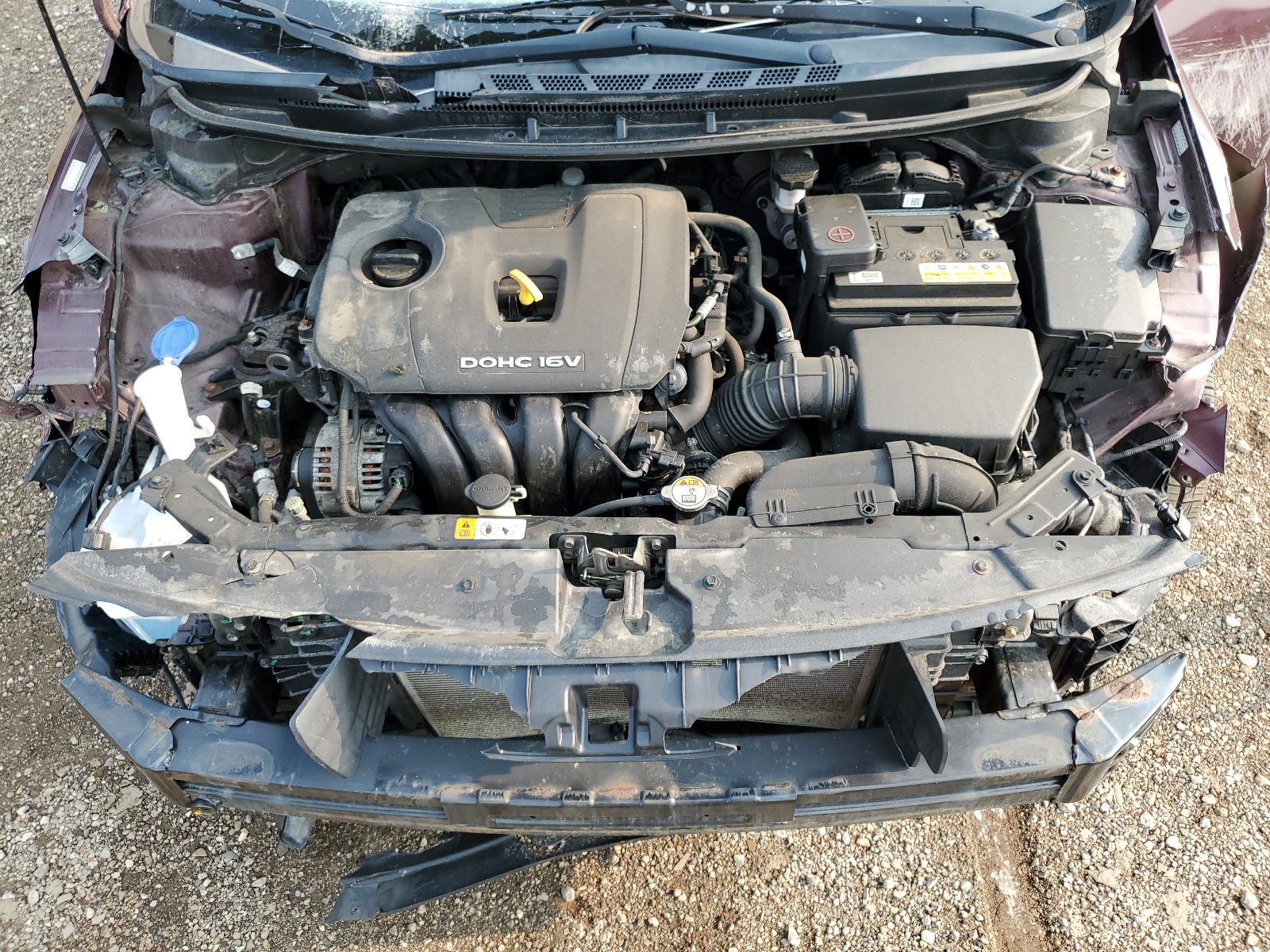 3KPFK4A7XHE050205 2017 Kia Forte Lx