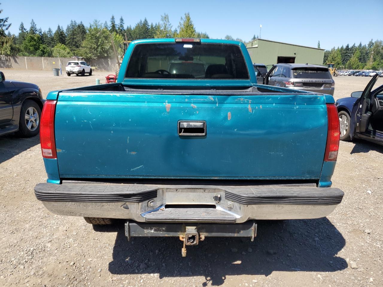 1996 Chevrolet Gmt-400 K1500 VIN: 1GCEK19R2TE128562 Lot: 62302184