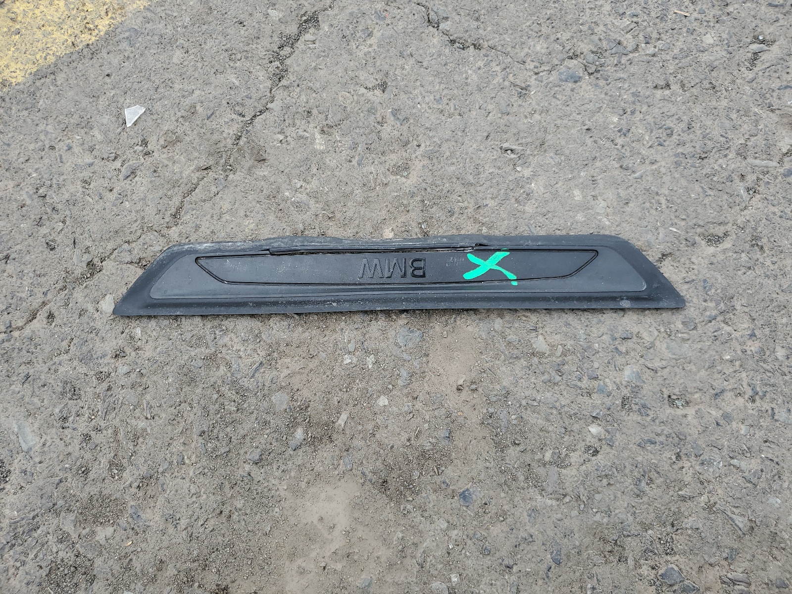 WBA8E5G5XGNU20443 2016 BMW 320 Xi