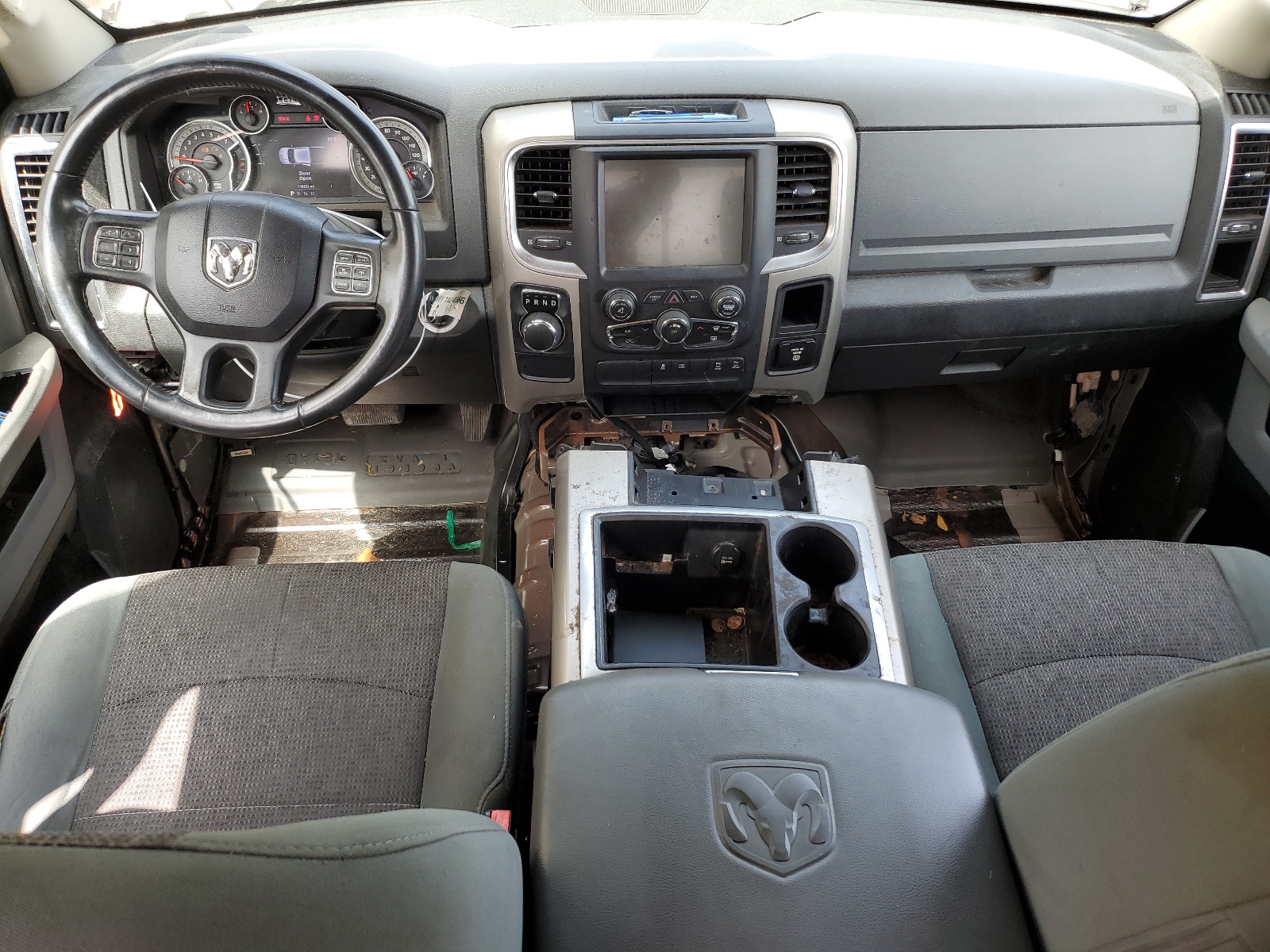 1C6RR6LT8FS592256 2015 Ram 1500 Slt