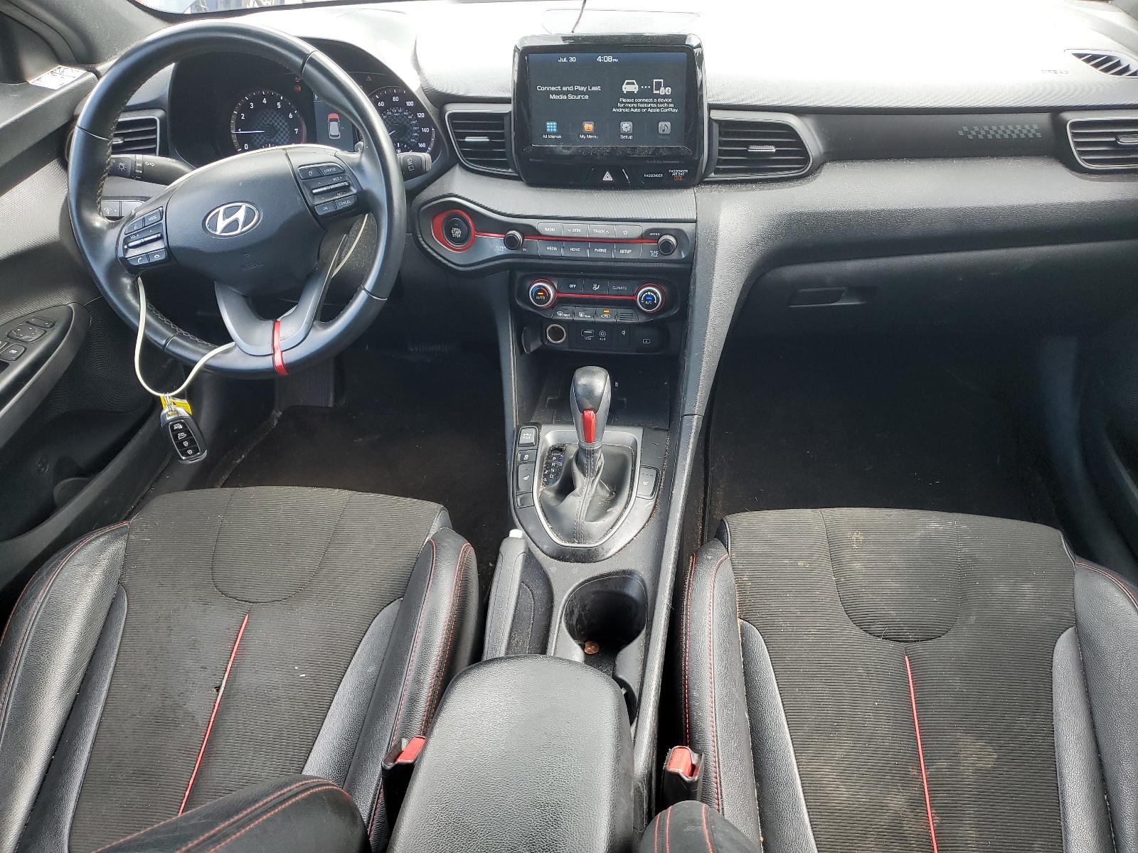 KMHTG6AF8KU012905 2019 Hyundai Veloster Base