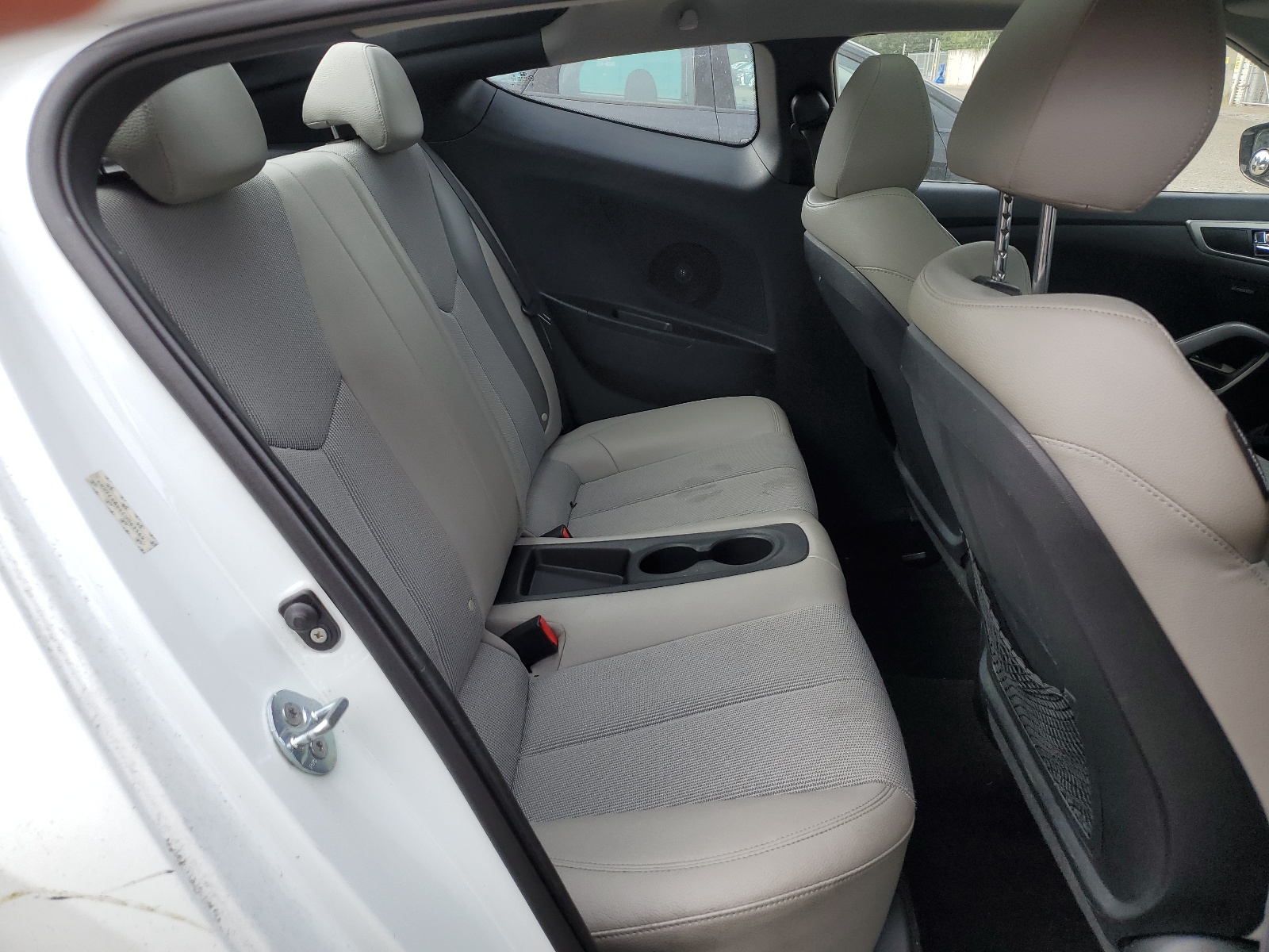 KMHTC6AD4CU063569 2012 Hyundai Veloster