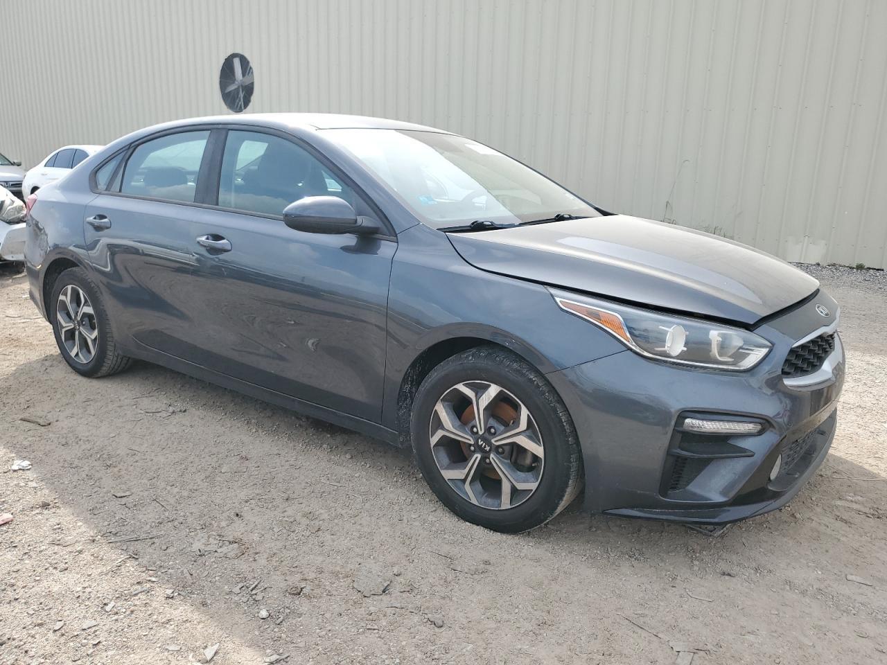 VIN 3KPF24AD0KE069357 2019 KIA FORTE no.4