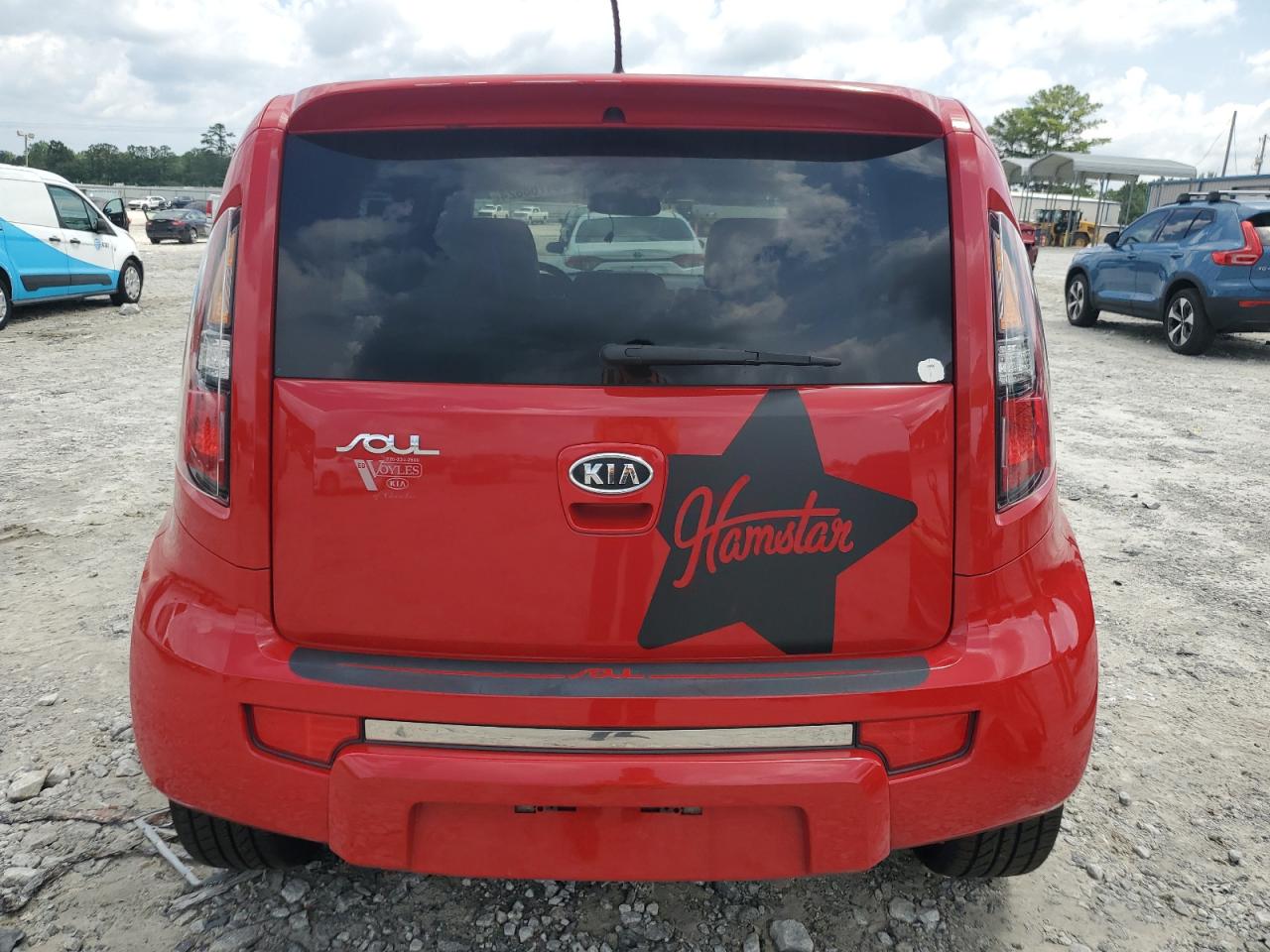 2011 Kia Soul + VIN: KNDJT2A25B7292214 Lot: 64768824