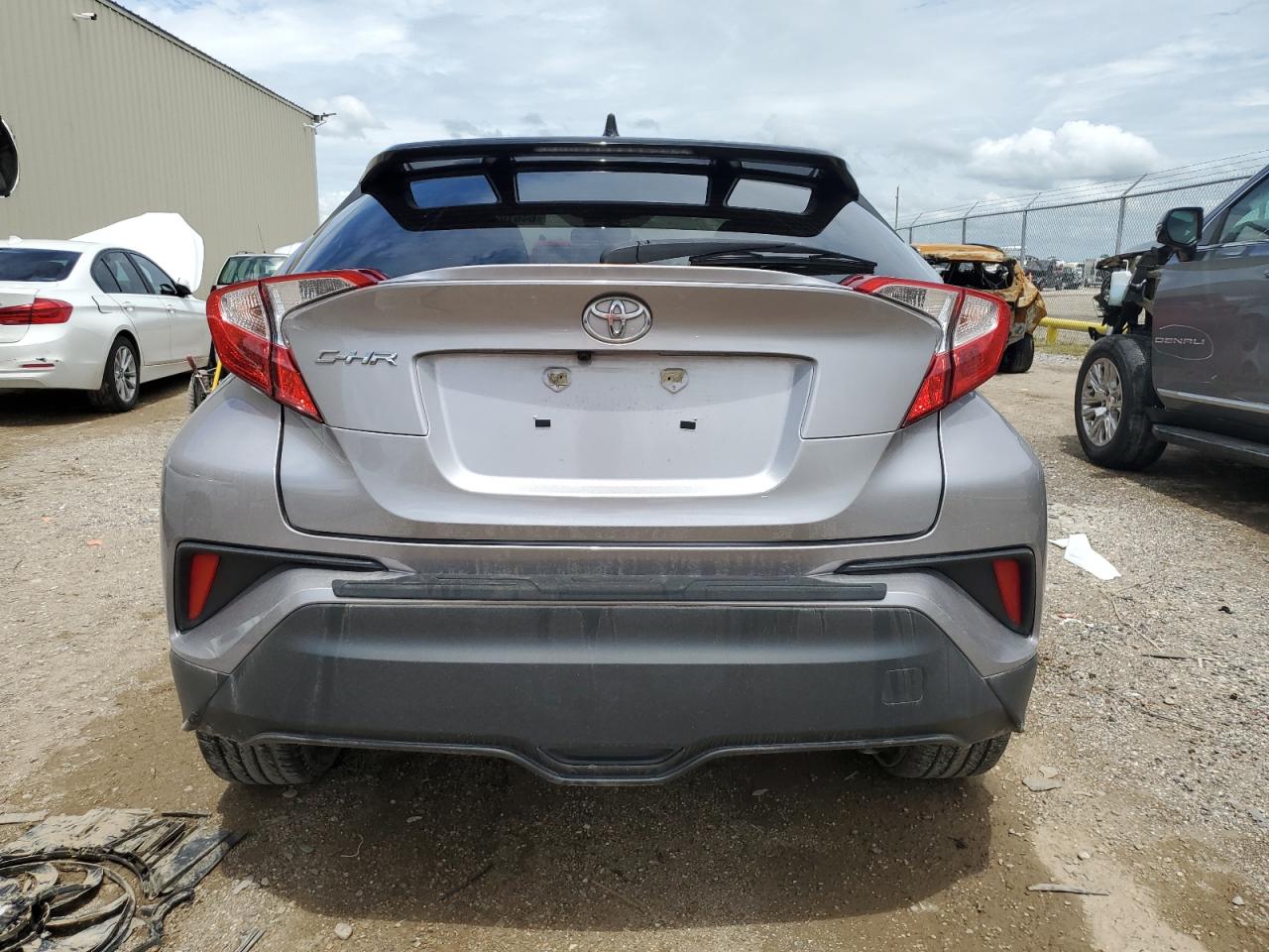 JTNKHMBXXL1074927 2020 Toyota C-Hr Xle