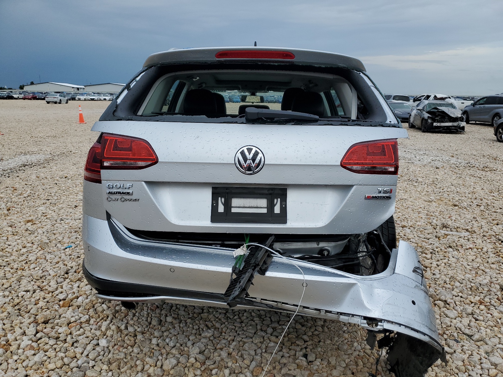 3VWH17AU9HM511772 2017 Volkswagen Golf Alltrack S