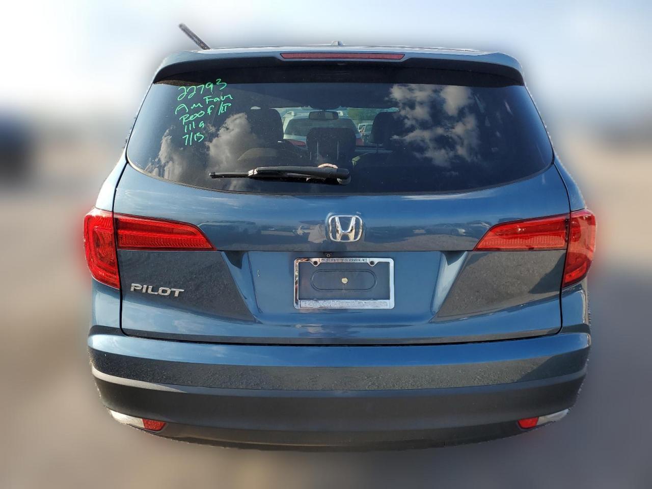 2017 Honda Pilot Exl VIN: 5FNYF5H57HB047814 Lot: 64048964