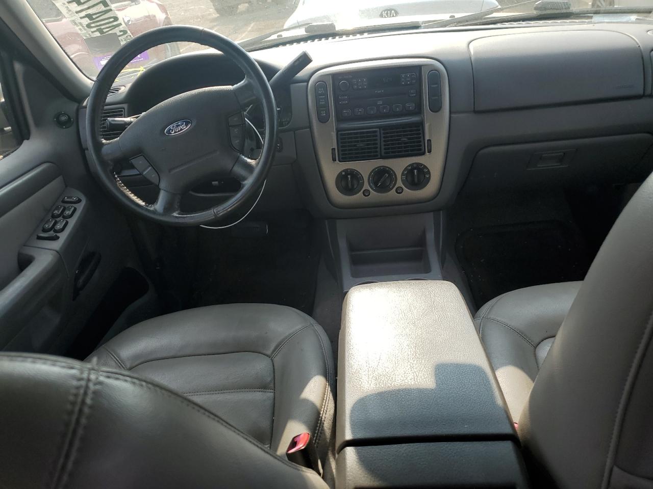 2004 Ford Explorer Xlt VIN: 1FMZU73W04ZA49524 Lot: 64047474