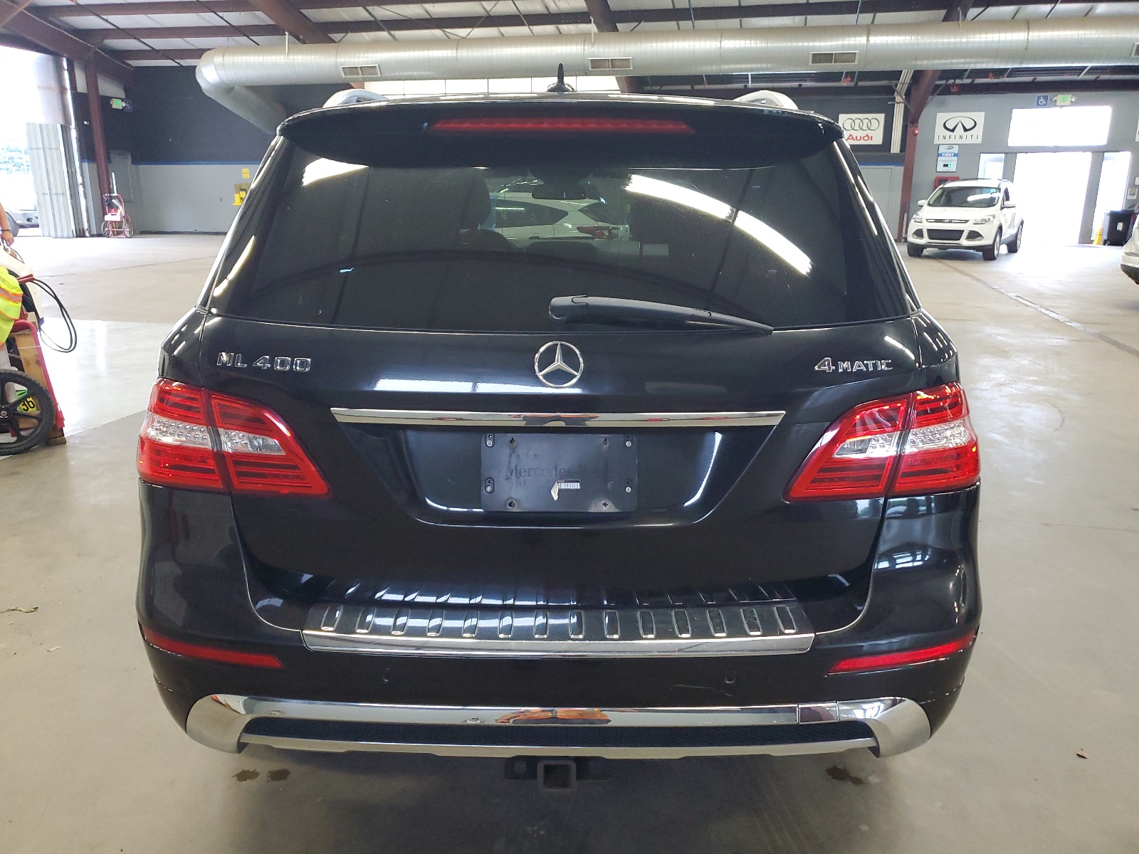 4JGDA5GB3FA609892 2015 Mercedes-Benz Ml 400 4Matic