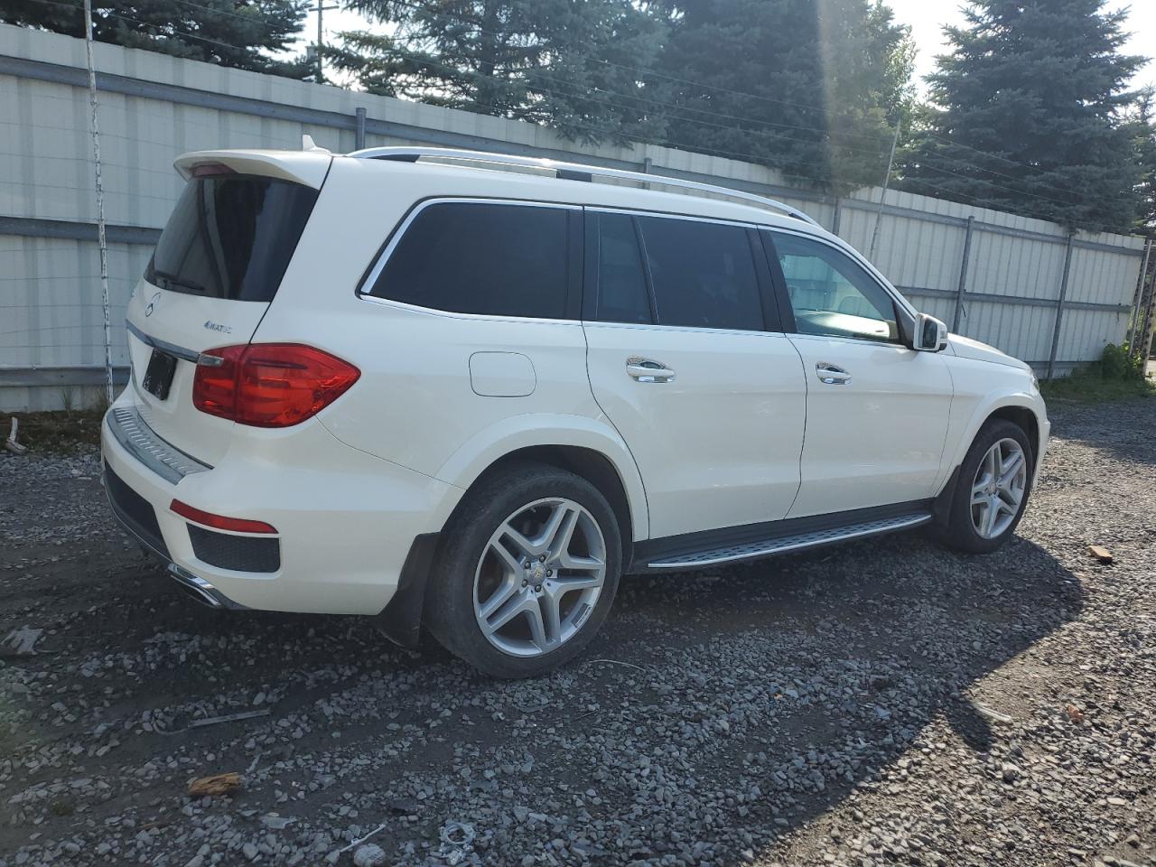 2016 Mercedes-Benz Gl 550 4Matic VIN: 4JGDF7DE7GA653357 Lot: 63542144