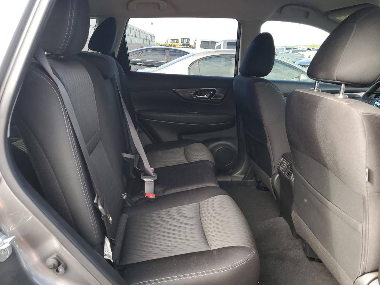 2020 Nissan Rogue S VIN: JN8AT2MV5LW105796 Lot: 63541734