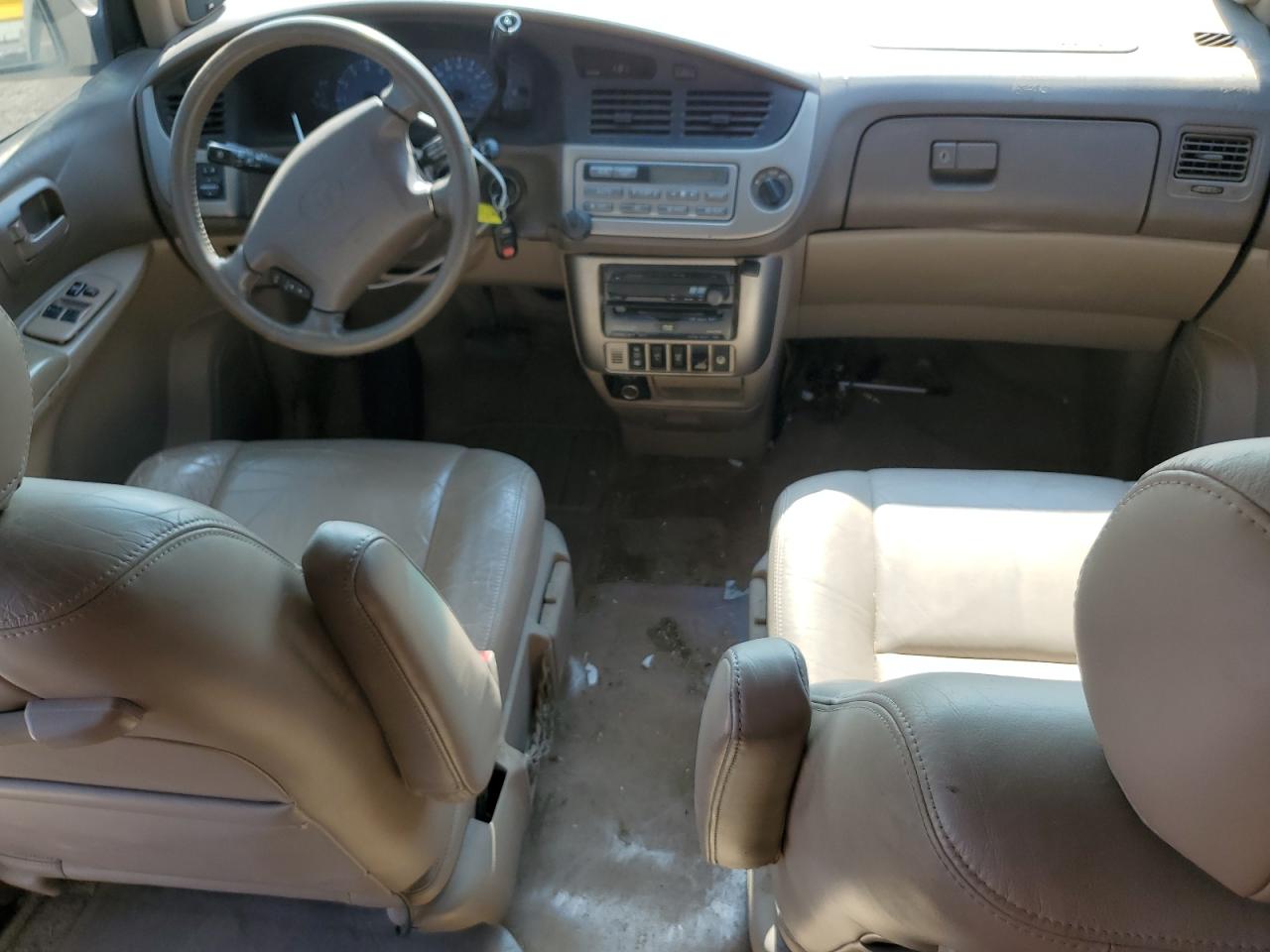 2001 Toyota Sienna Le VIN: 4T3ZF13C21U323190 Lot: 62065574