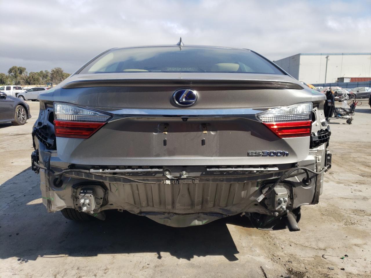 2016 Lexus Es 300H VIN: JTHBW1GG0G2118725 Lot: 61724044