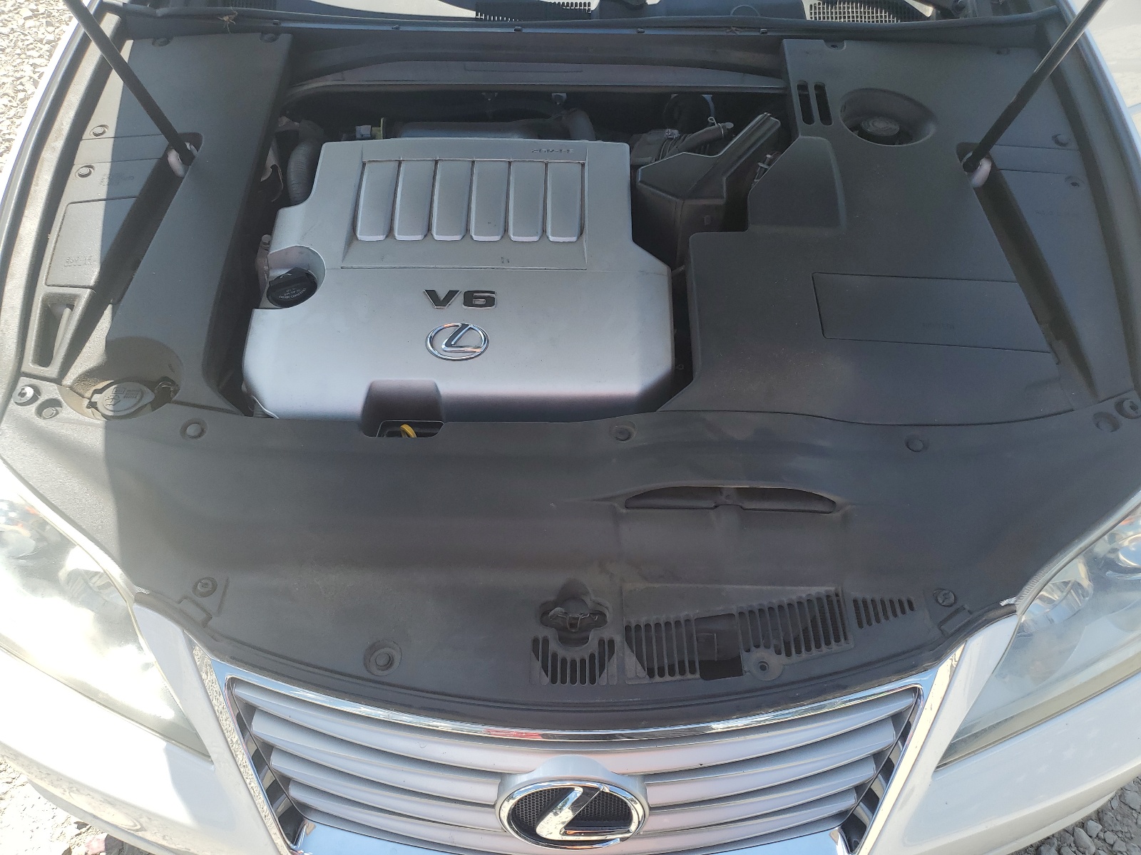 JTHBK1EG0B2464085 2011 Lexus Es 350