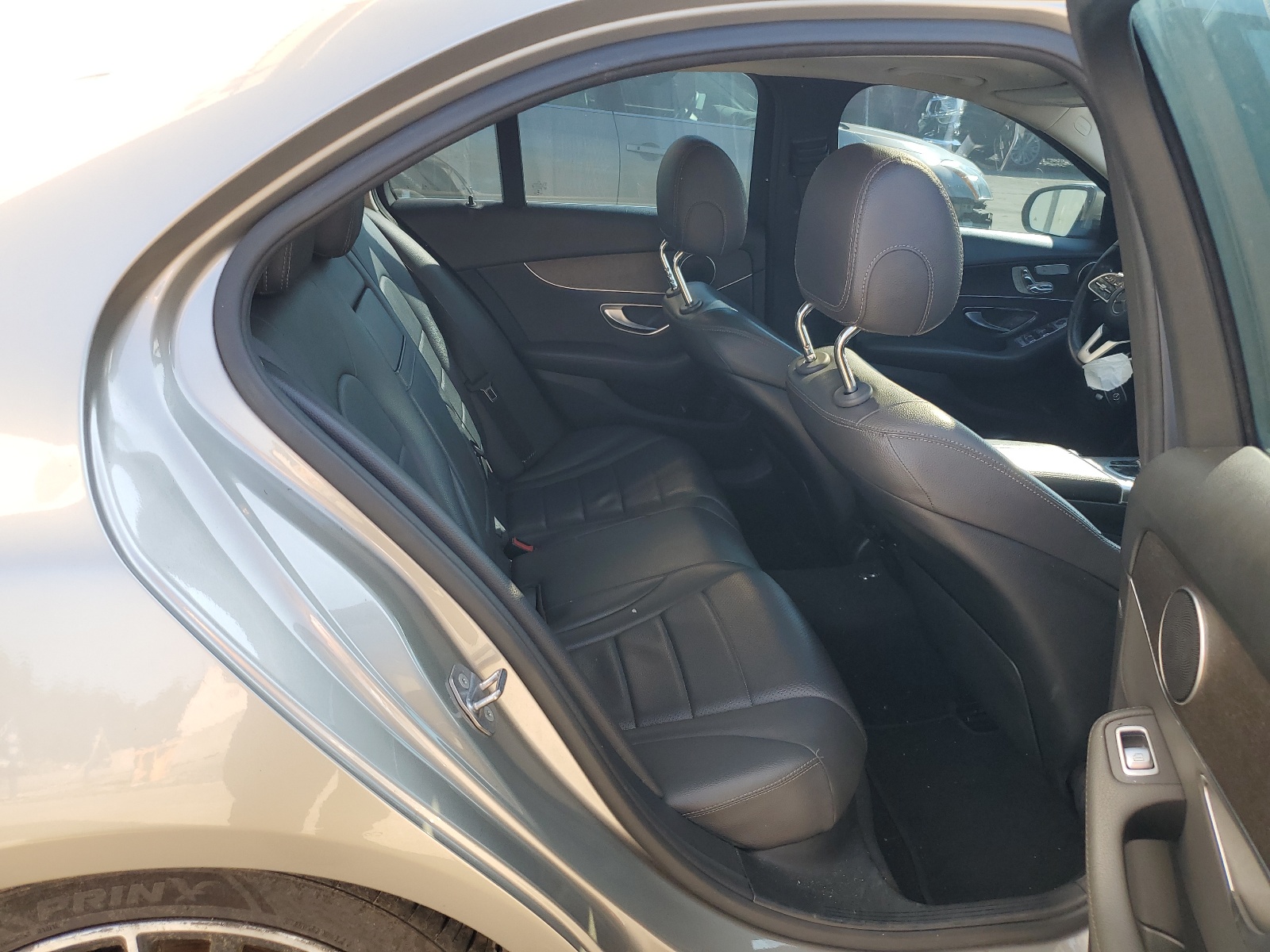 55SWF8DB6KU293697 2019 Mercedes-Benz C 300