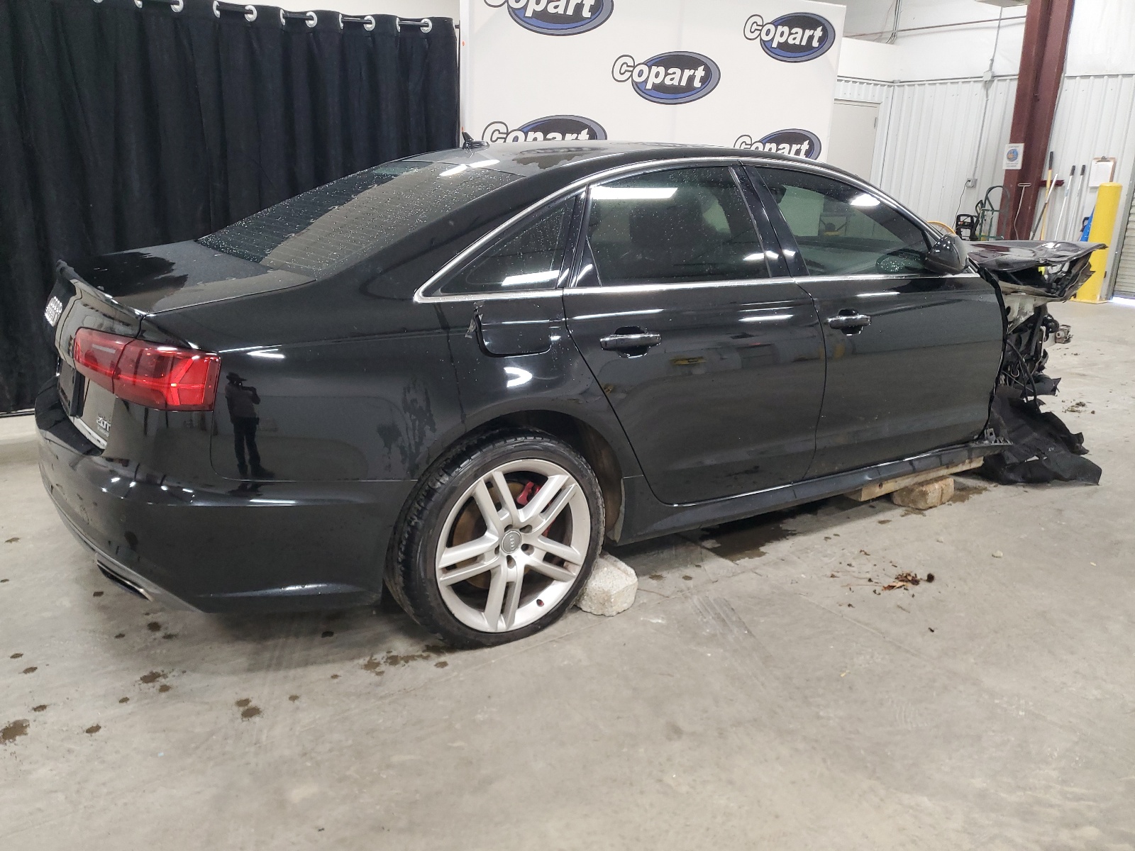 2016 Audi A6 Premium Plus vin: WAUGFAFC2GN157852