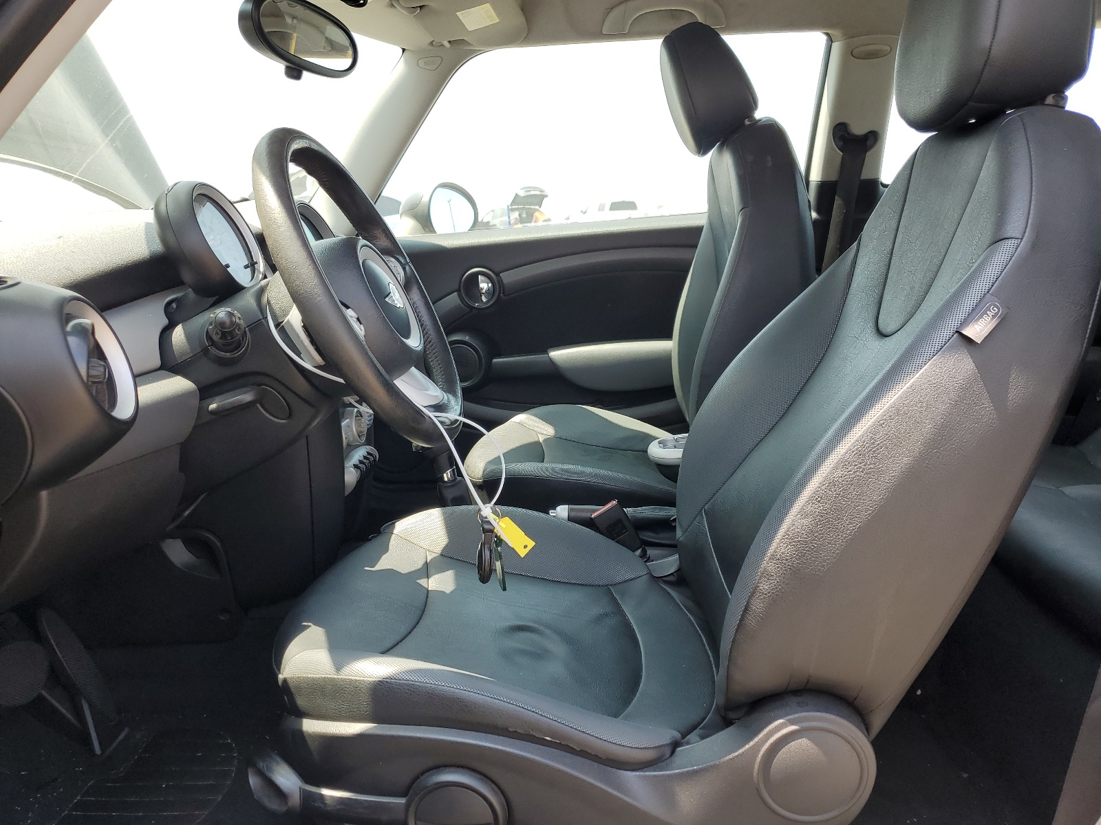 WMWMF33559TW74565 2009 Mini Cooper