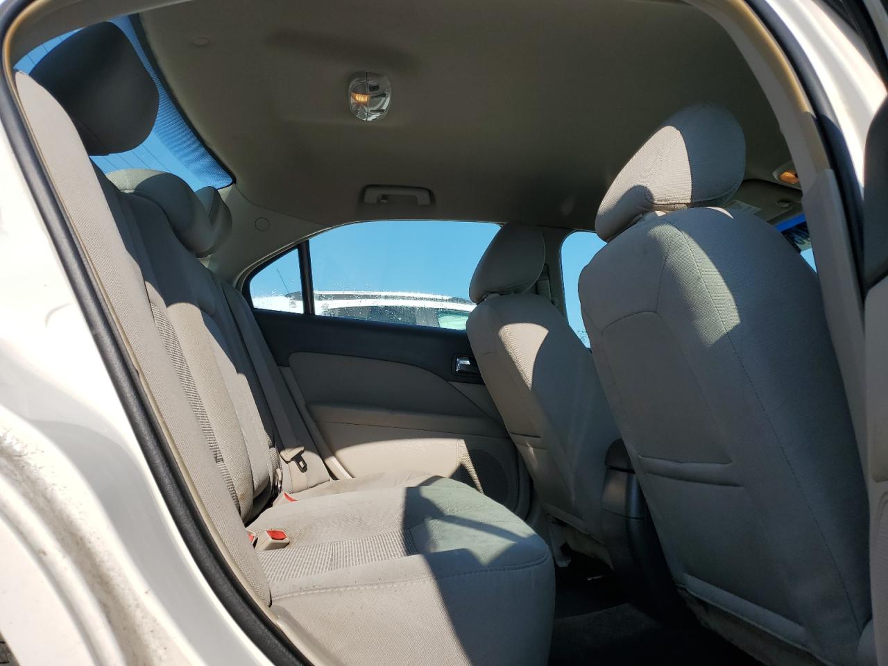 2011 Ford Fusion Se VIN: 3FAHP0HA8BR117989 Lot: 63823434