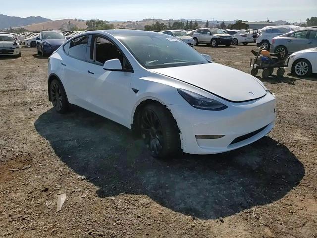 2021 Tesla Model Y VIN: 5YJYGDEF7MF240155 Lot: 62447104