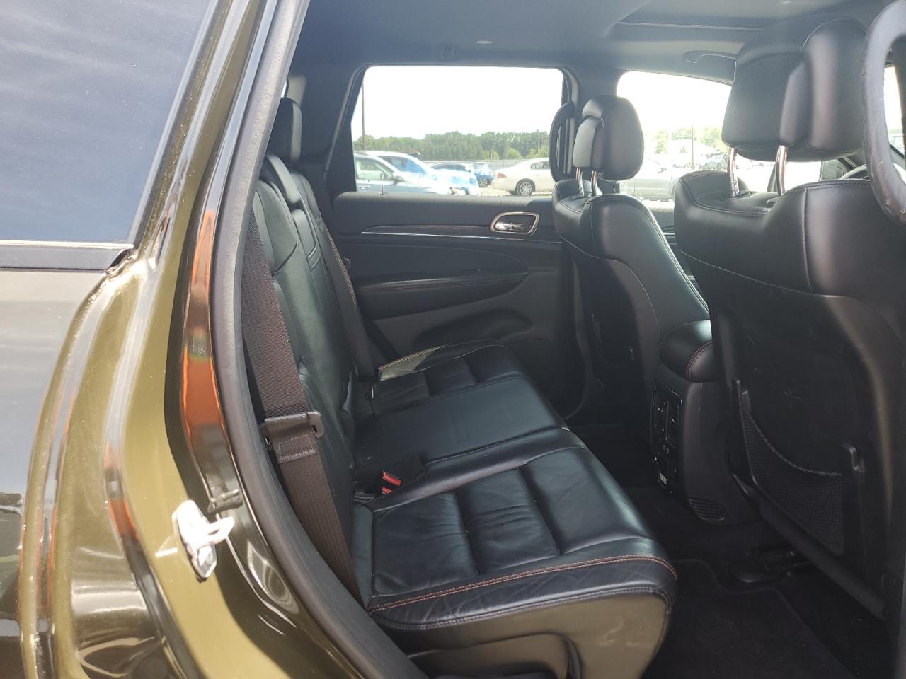 2016 Jeep Grand Cherokee - Image 10