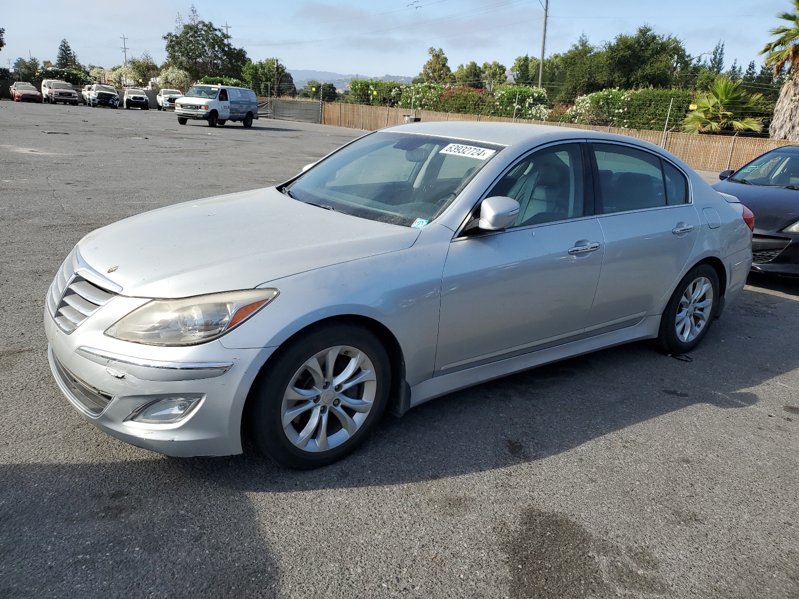 2013 Hyundai Genesis 3.8L vin: KMHGC4DD8DU247366