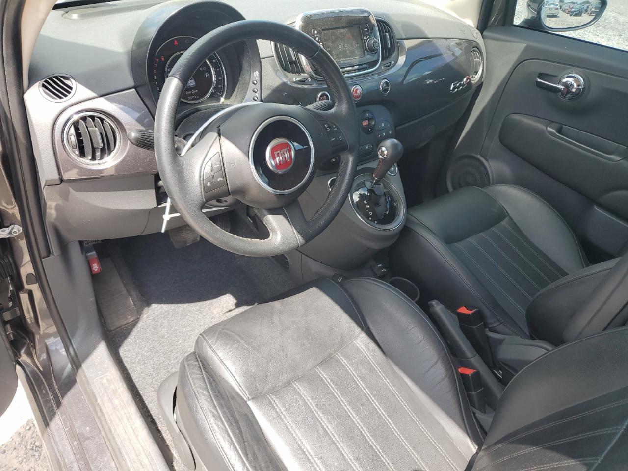 2018 Fiat 500 Lounge VIN: 3C3CFFEH7JT377592 Lot: 63964644