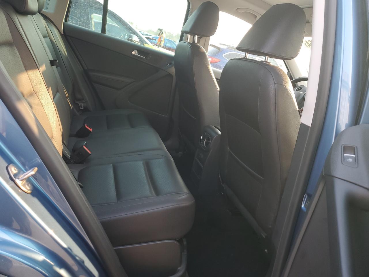 2017 Volkswagen Tiguan Wolfsburg VIN: WVGSV7AX9HK014294 Lot: 62807564