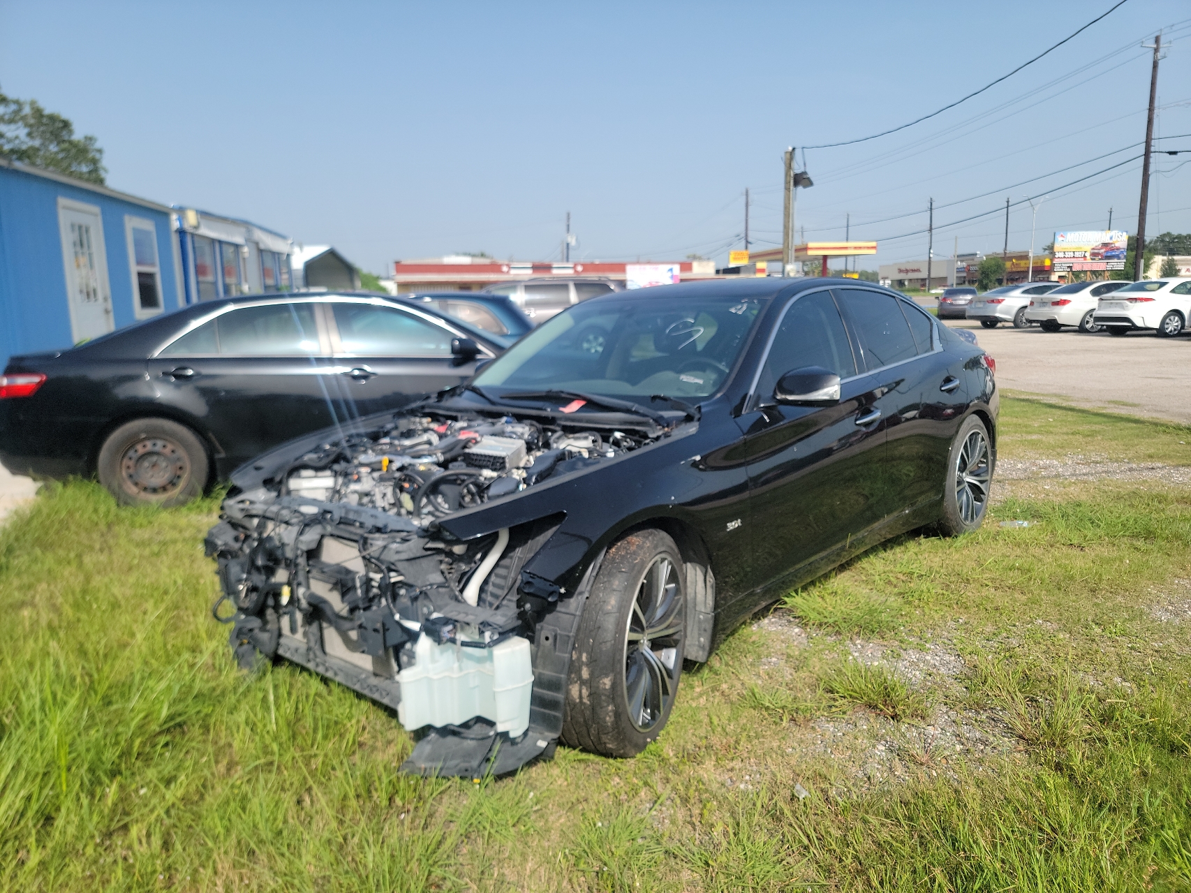 2017 Infiniti Q50 Premium vin: JN1EV7AP8HM741340