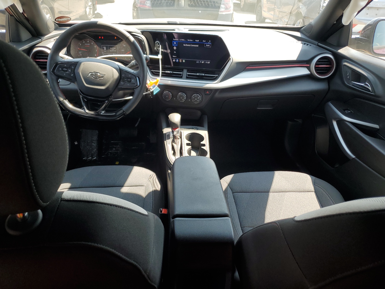 KL77LGE2XRC226855 2024 Chevrolet Trax 1Rs