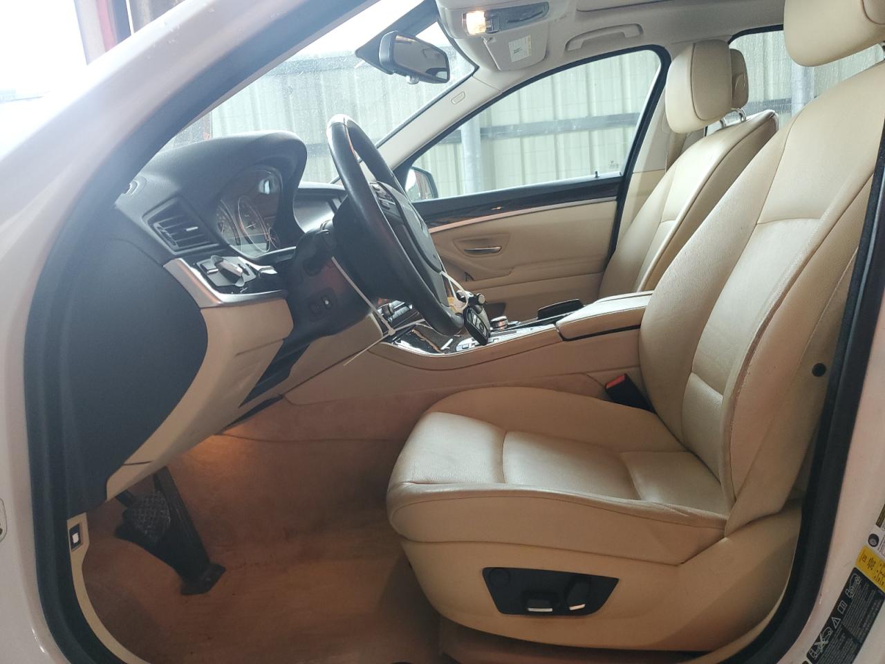 2013 BMW 528 Xi VIN: WBAXH5C55DD110145 Lot: 61511464