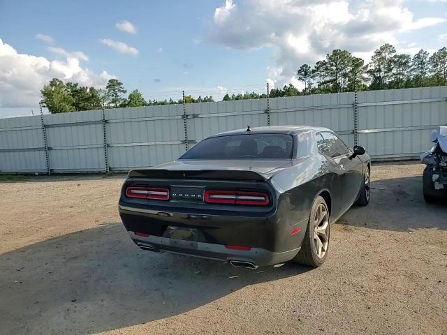 2016 Dodge Challenger R/T VIN: 2C3CDZBT2GH256647 Lot: 61495394