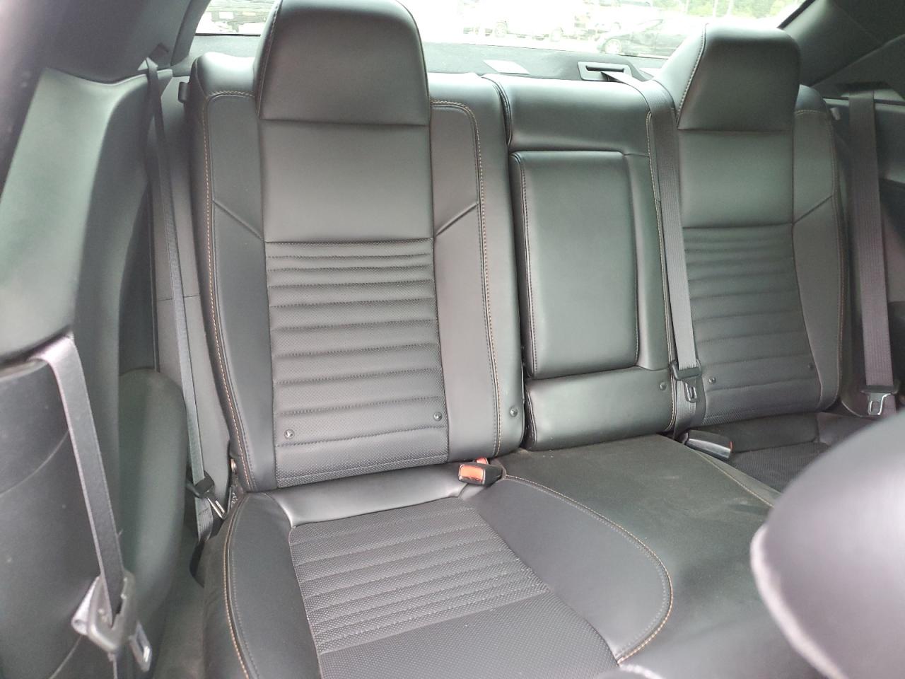 2016 Dodge Challenger R/T Scat Pack VIN: 2C3CDZFJ2GH275885 Lot: 64151804